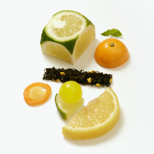 OSULLOC Jeju Tangerine Blended Tea 30 g — Loose tea arranged with sliced citrus.